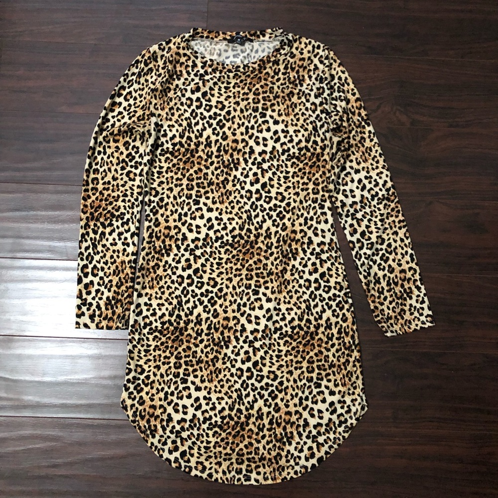 Animal Print long sleeve Hem Dress